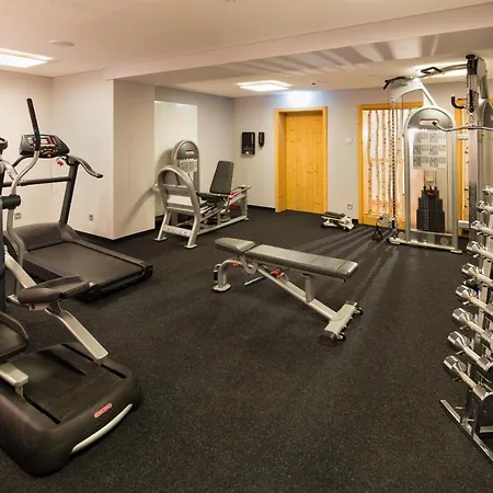 Haus Bellevue: Family Wellness Retreat With 4-star Amenities Oberstdorf