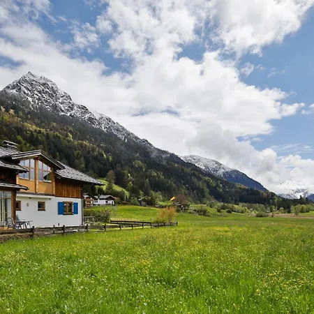 Haus Bellevue: Family Wellness Retreat With 4-star Amenities Oberstdorf